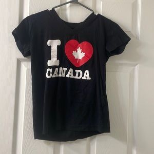 A black “I love Canada” t shirt
